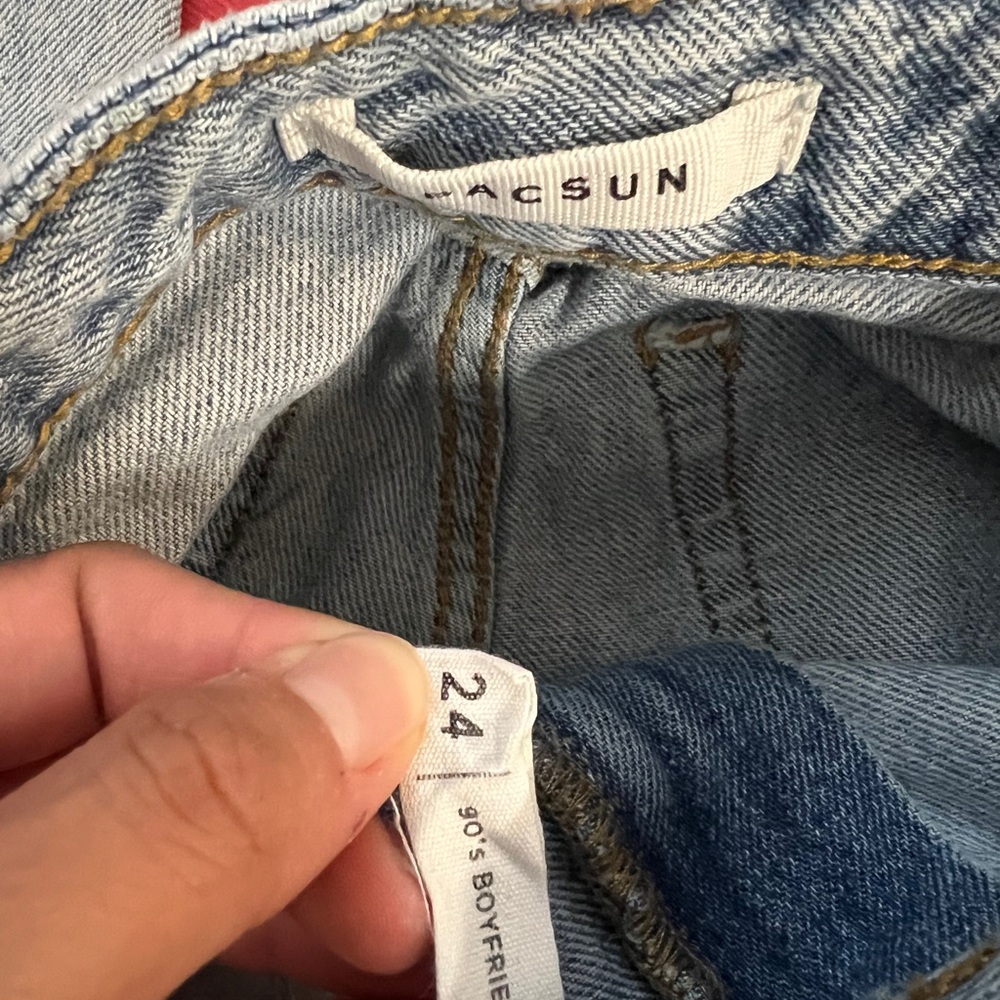 Jeans - Picture 2 of 3